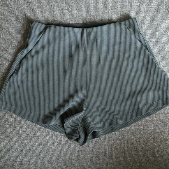 Ribbed Sofstreme HR Short 2”